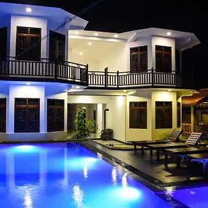 Hotel Aqua Glory, Negombo